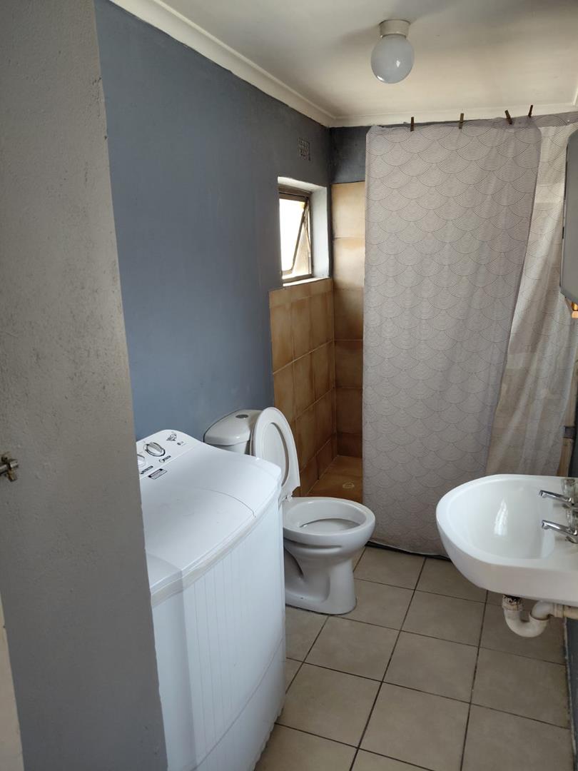 To Let 0 Bedroom Property for Rent in Parow Valley Western Cape